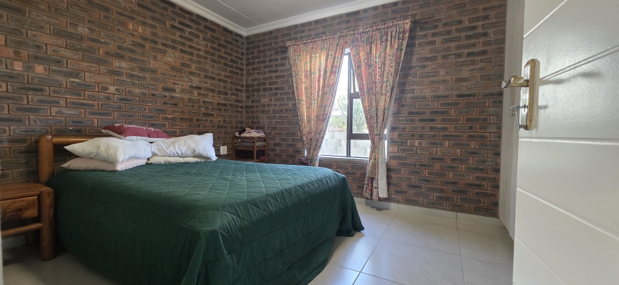 7 Bedroom Property for Sale in Dana Bay Western Cape